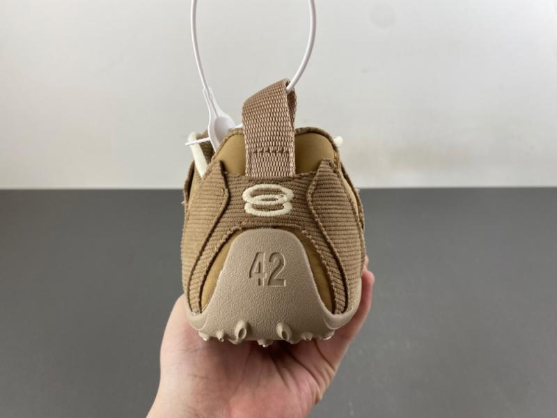 BalenciagaMonday Ultra 'Black White'