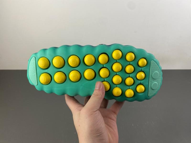 Nike Mind 001 'Team Red