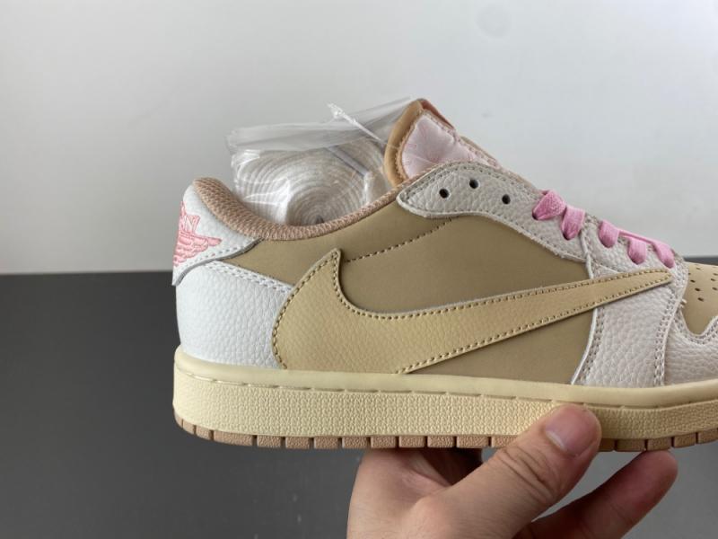 Travis Scott x Air Jordan 1 Low