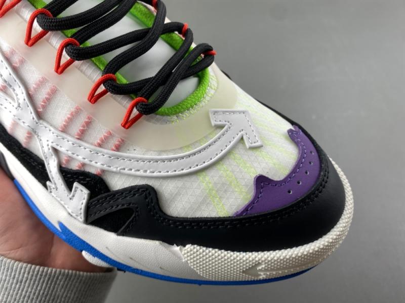 Off-White c/o Virgil Abloh