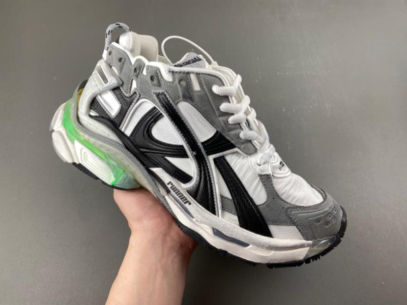 BALENCIAGA/巴黎世家RUNNER LED