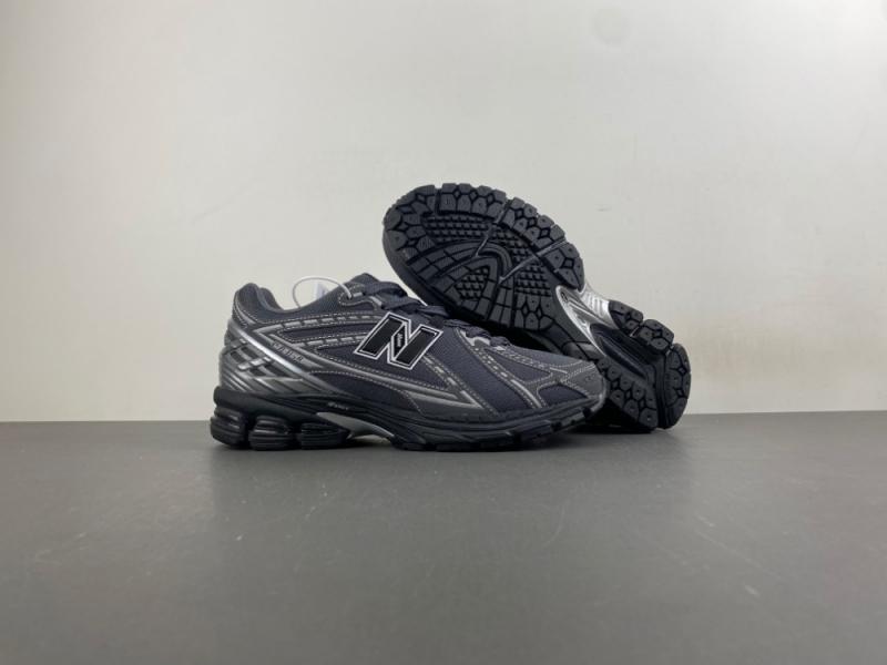 New Balance 1906