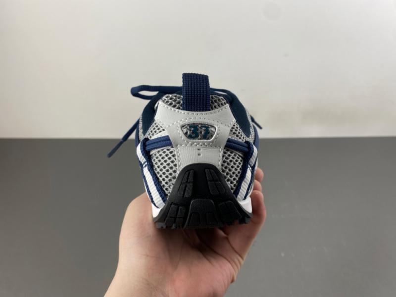 BALENCIAGA/ RADAR GRADIENT LINESH