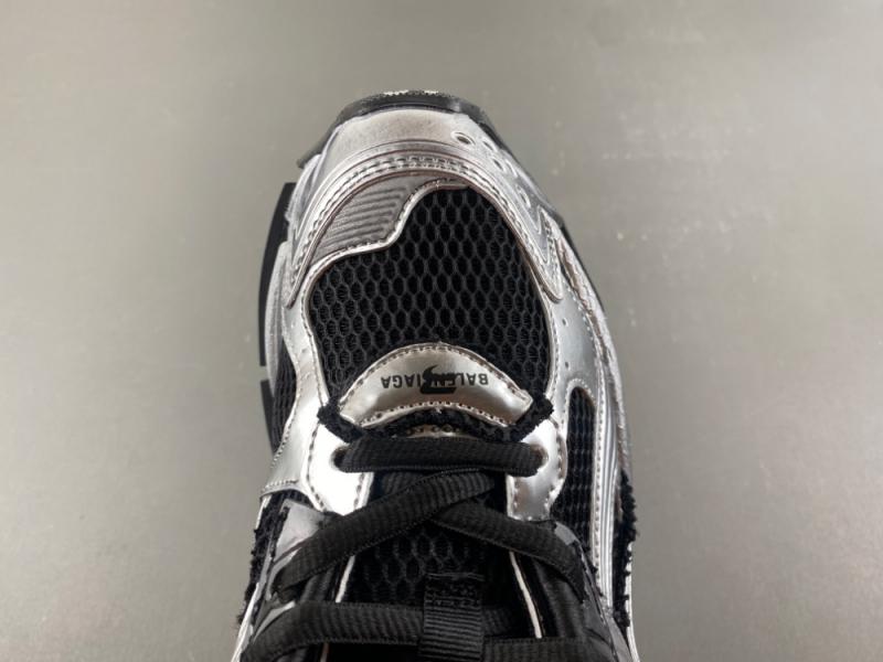 Balenciaga Runner