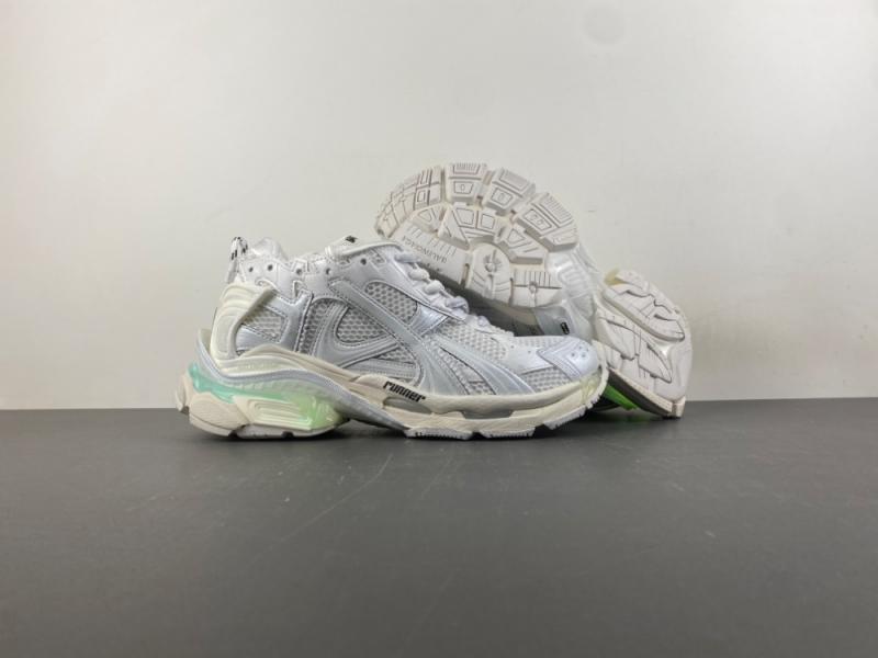 BALENCIAGA/巴黎世家RUNNER LED 白色 灯鞋