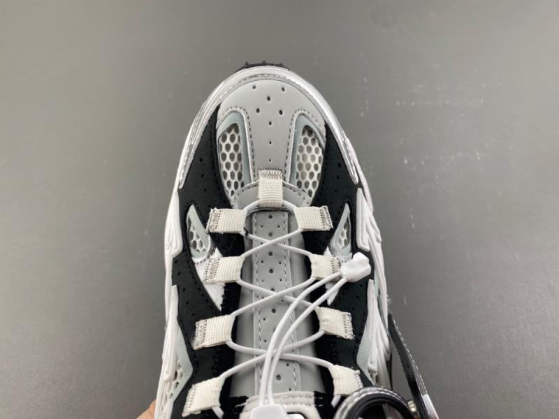 Off White 24
