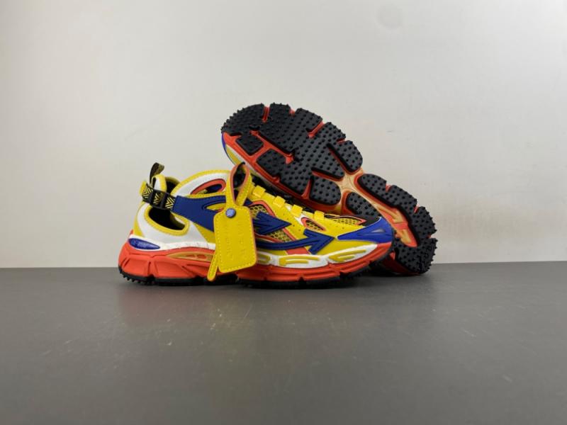 Off White 24