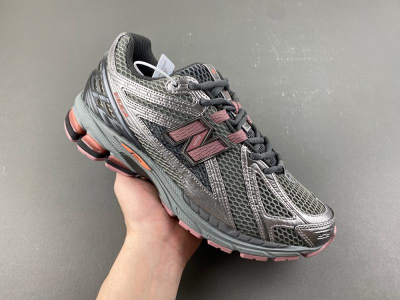 New Balance U1906