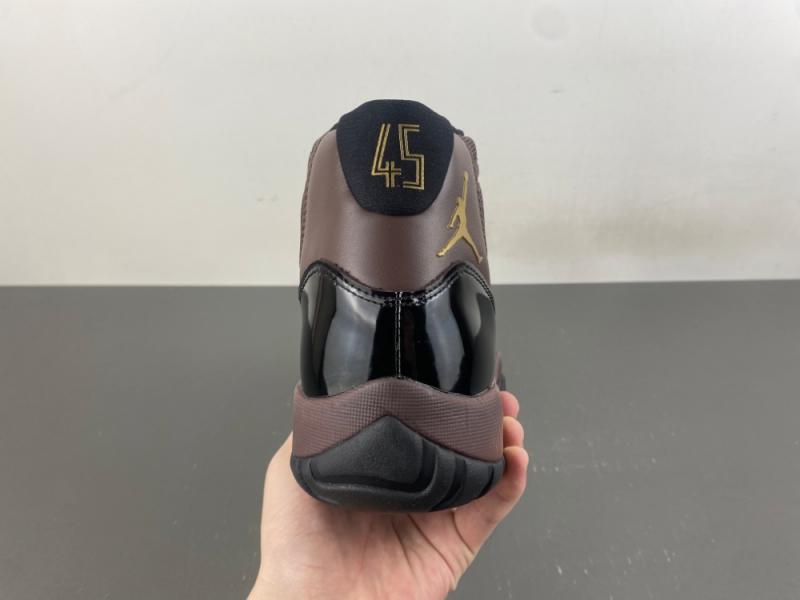 Air Jordan 11