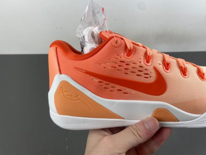 科比9 代 Elite Low EM Protro“WNBA
