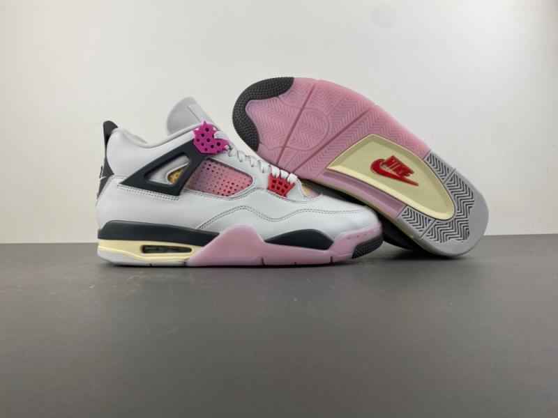 NIKE AIR JORDAN 4 RETRO '