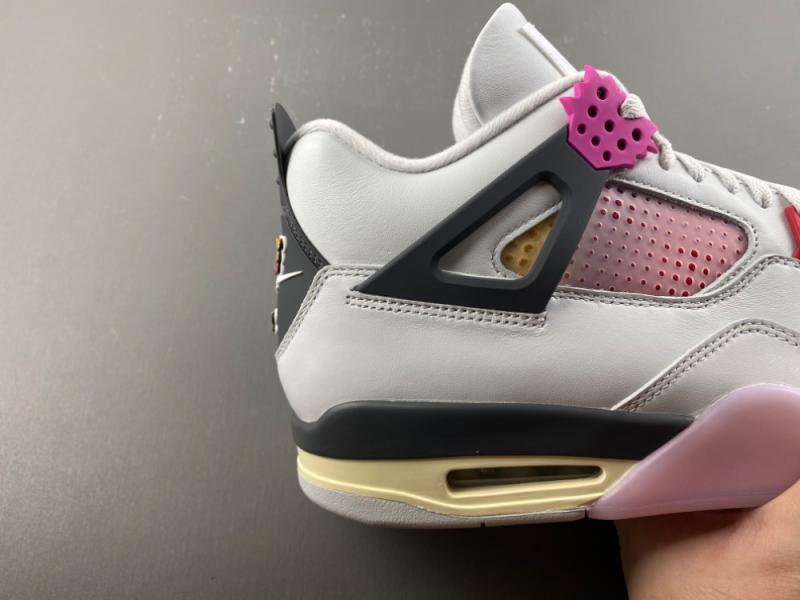 NIKE AIR JORDAN 4 RETRO '