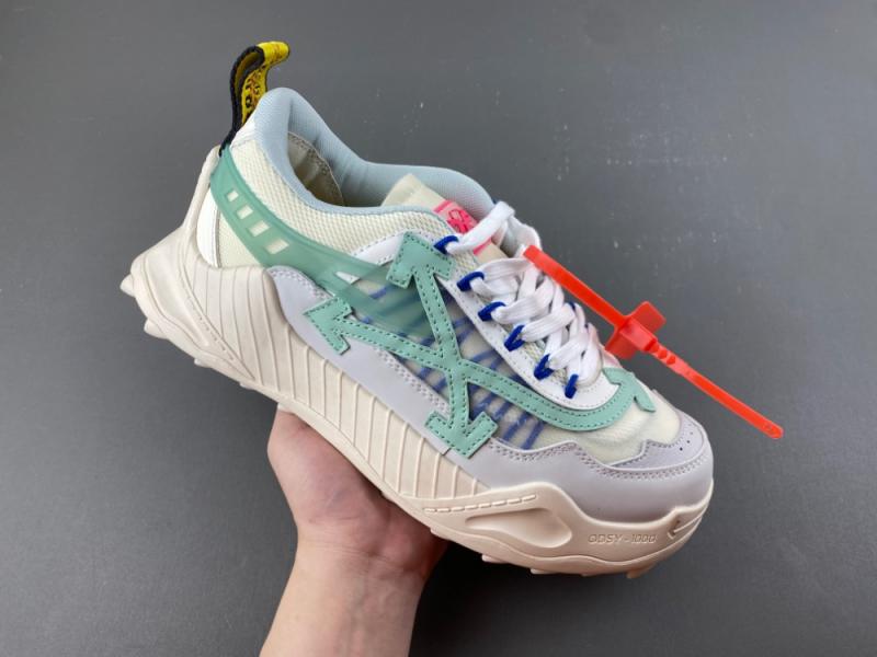 Off-White c/o Virgil Abloh