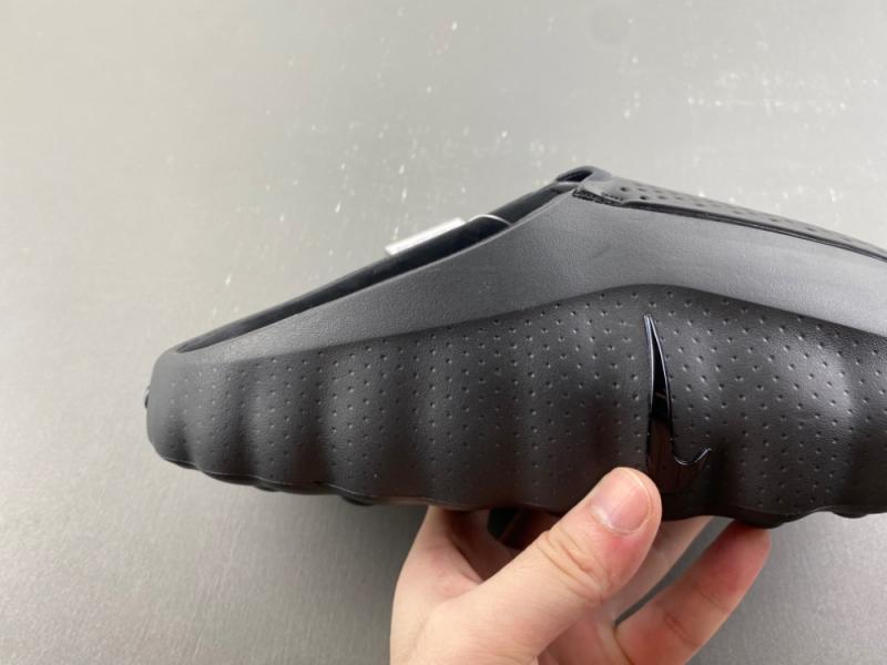 Nike Mind 001