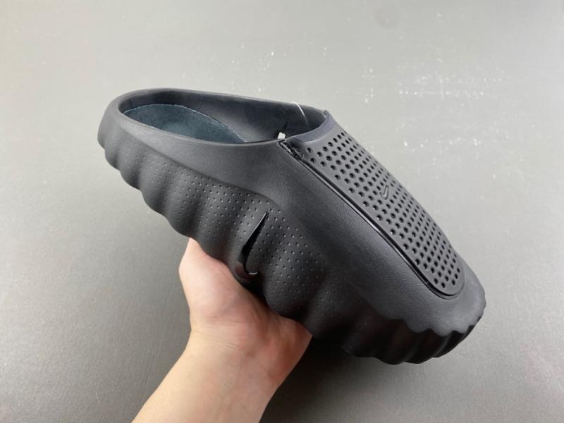 Nike Mind 001