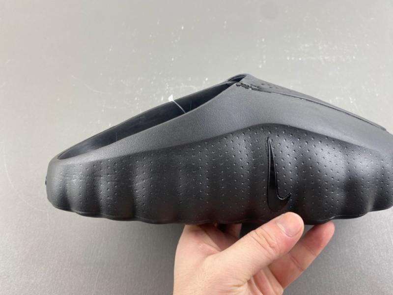 Nike Mind 001