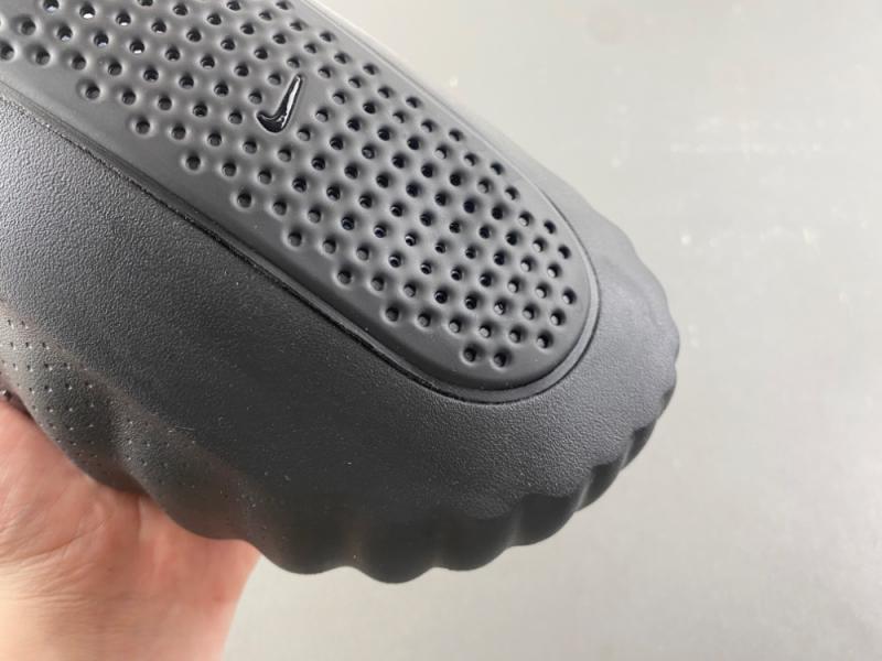 Nike Mind 001