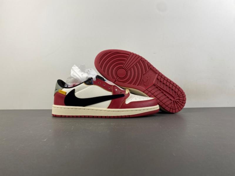 Travis Scott x Air Jordan 1 Low