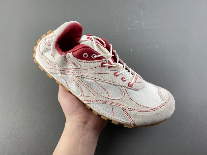 Bottega Veneta Orbit 闪光“Alabaster Cardinal”