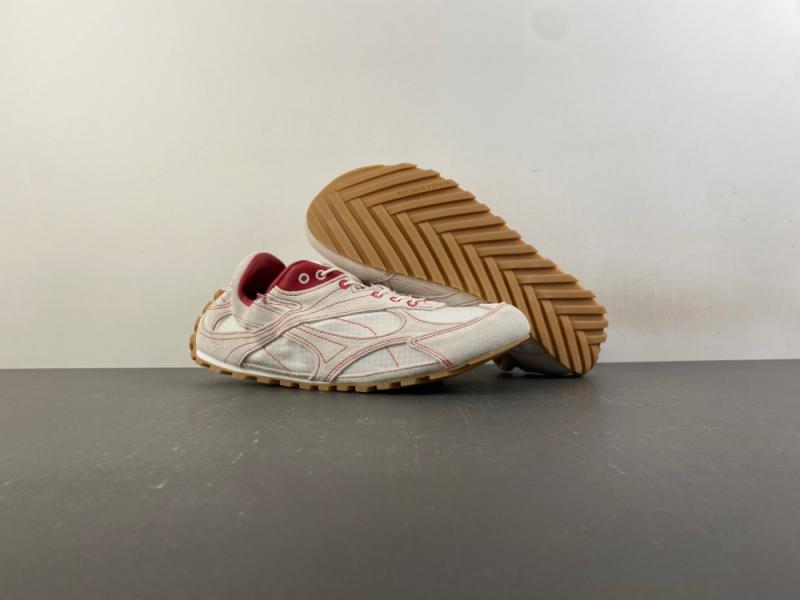 Bottega Veneta Orbit 闪光“Alabaster Cardinal”