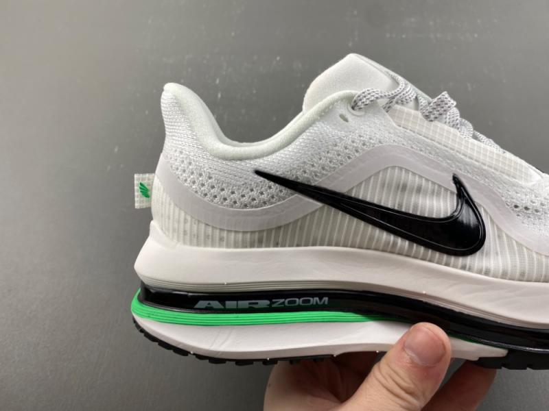 Nike Pegasus Premium
