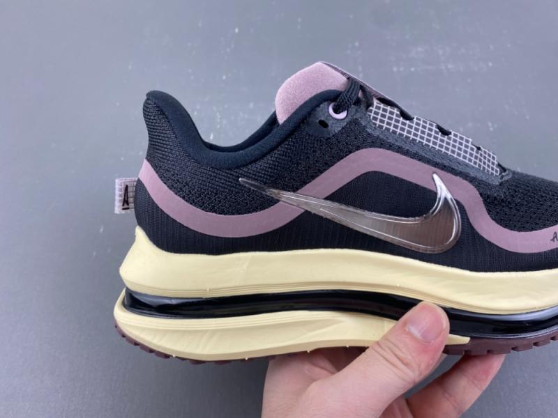 Nike Pegasus Premium