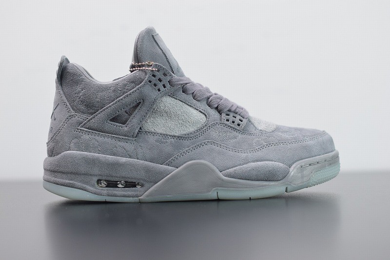 Jordan 4 Retro Kaws