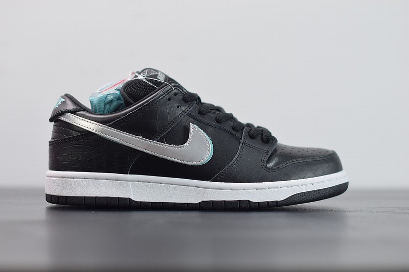 Nike SB Dunk Low Diamond Supply Co Black Diamond