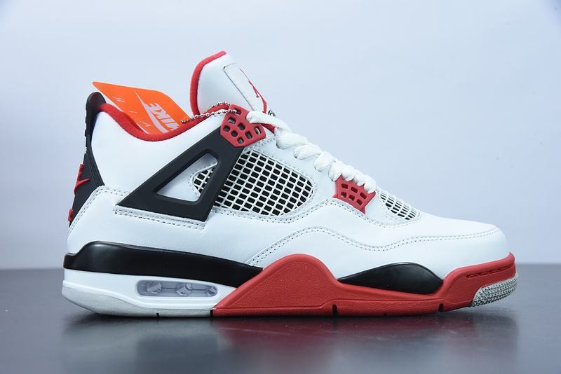 Jordan 4 Retro Fire Red（2020）