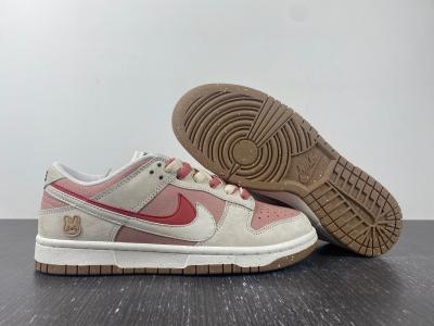 Nike Dunk Low SE