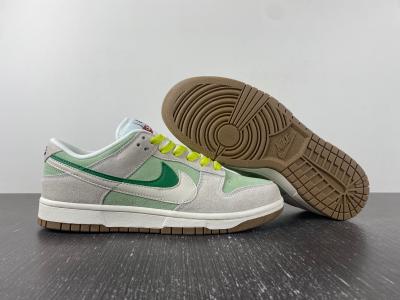 Nike Dunk Low SWOOSH