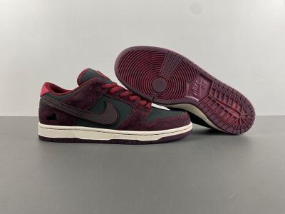 Riot Skateshop x Nike SB Dunk Low 2025