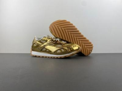 Bottega Veneta Orbit 运动鞋 Star Anise BV 金色