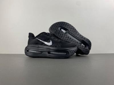 NIKE Pegasus Premium
