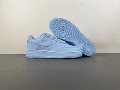 Travis Scott x 耐克 Air Force 1 低筒 '07 'Ice Blu